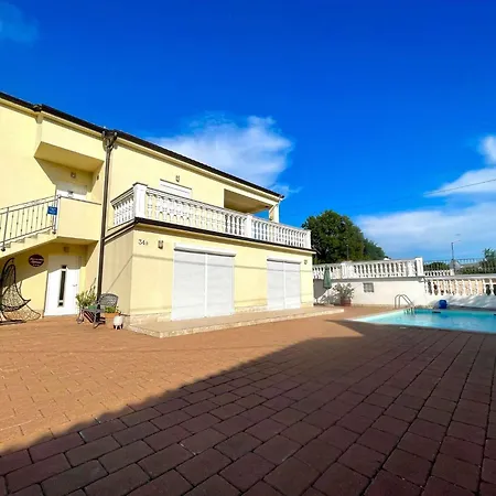 Villa In 43203